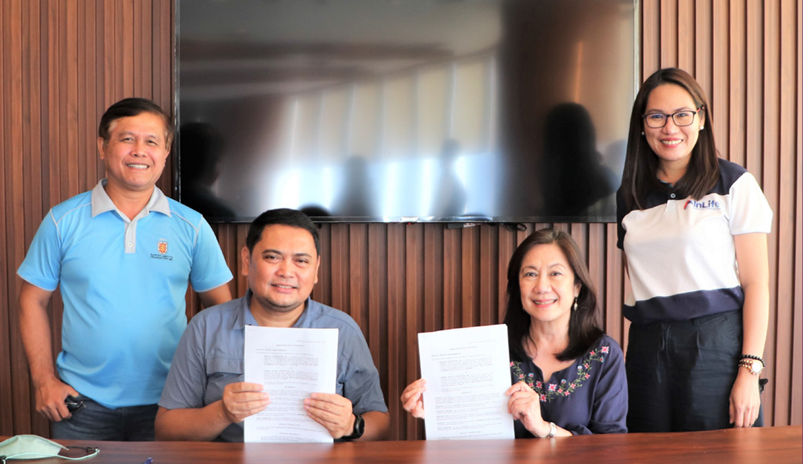 Growing lnLife: Native Tree Growing Project Sign Agreement Photo